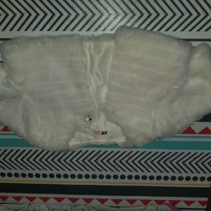 A small little cream coverup